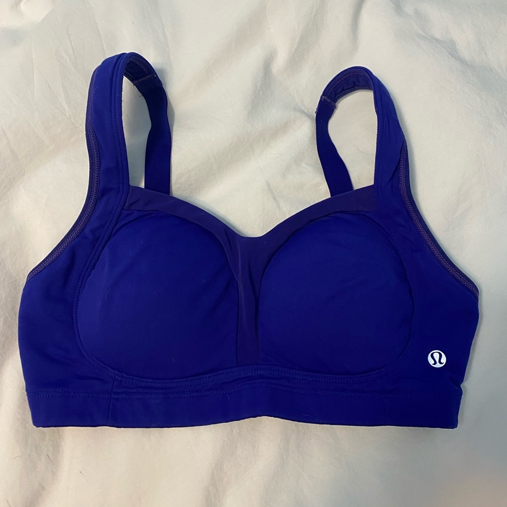 Lululemon bra - size 4 (adjustable to size 6)